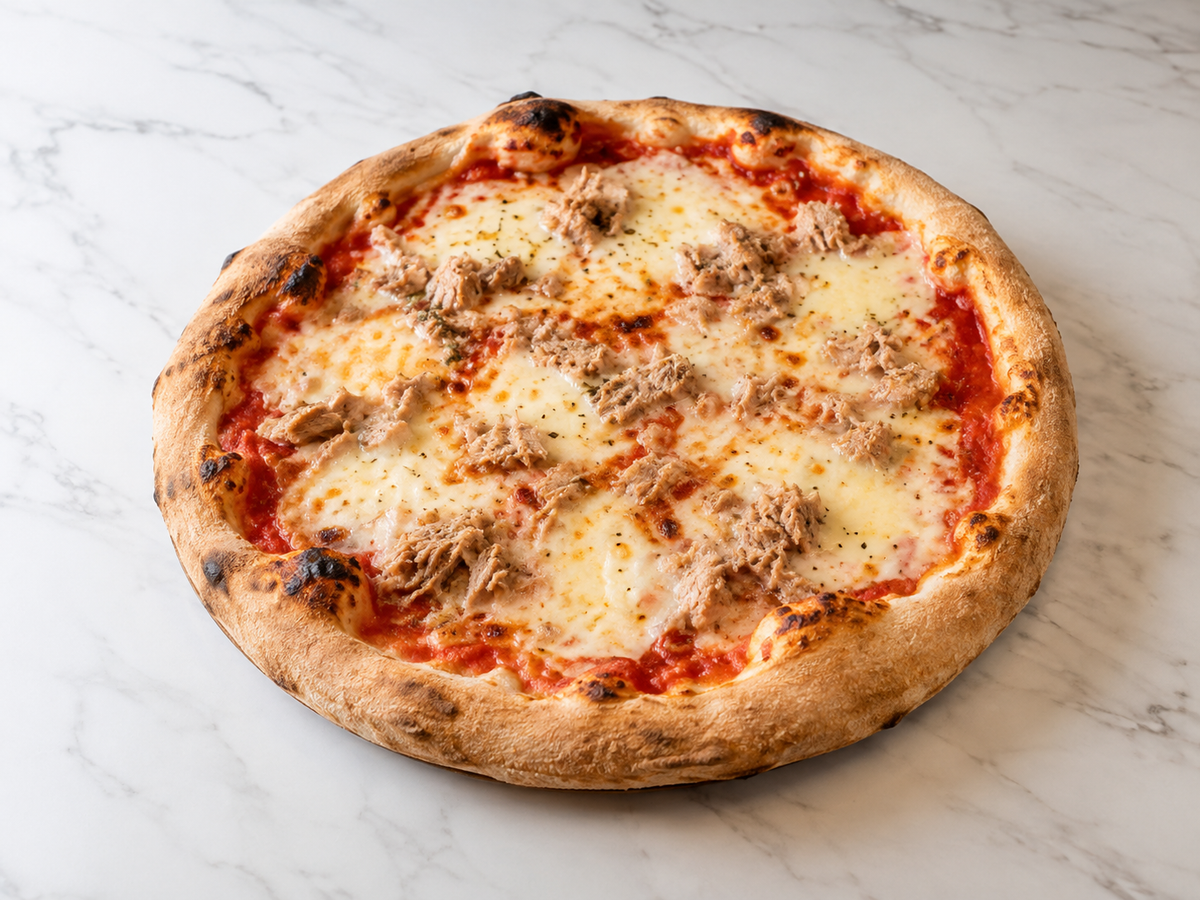 9 - Pizza Tonno